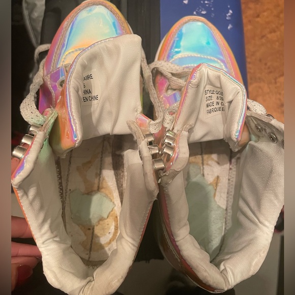 Qozmo Aiire by YRU Size 8 light up LED Glow holographic iridescent shoes - Picture 8 of 9